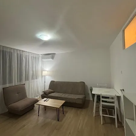 Ana * Belgrade